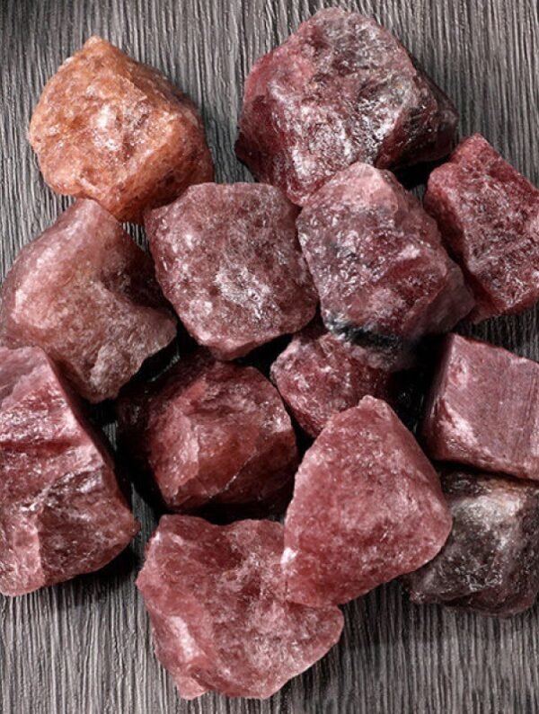 احجار كريمة حجم كبير - Strawberry Quartz