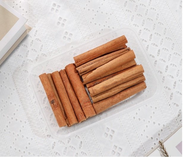 cinnamon box بكج ورد مجفف - اعواد قرفة - الصورة 1