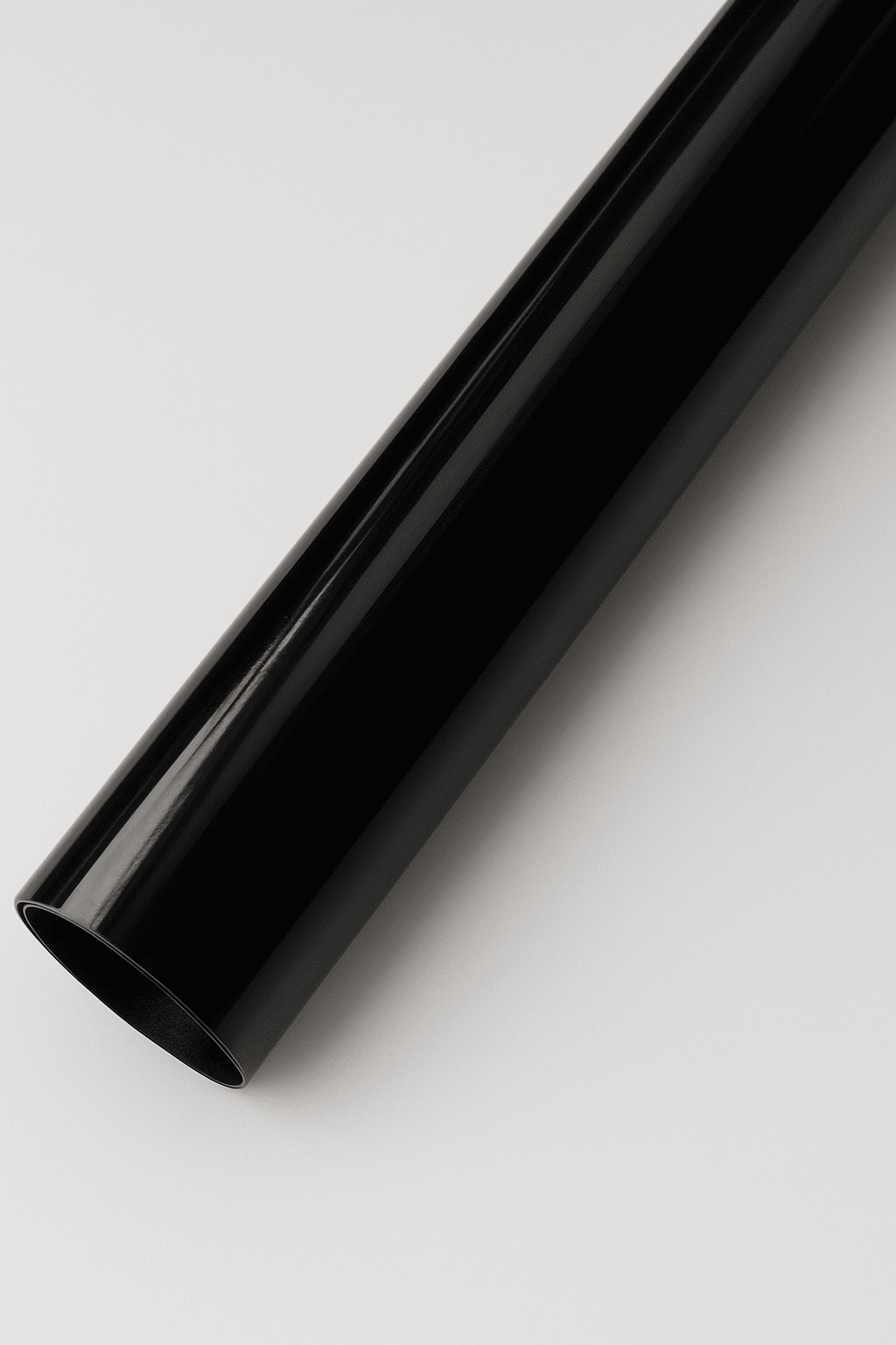 Glossy Black Vinyl Roll Detail رول فاينل عادي لاصق - أسود - الصورة 1
