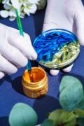 ⁦صبغة ريزن لطلاء الحواف - ذهبي | Metal Paste - Gold⁩ - الصورة ⁦4⁩
